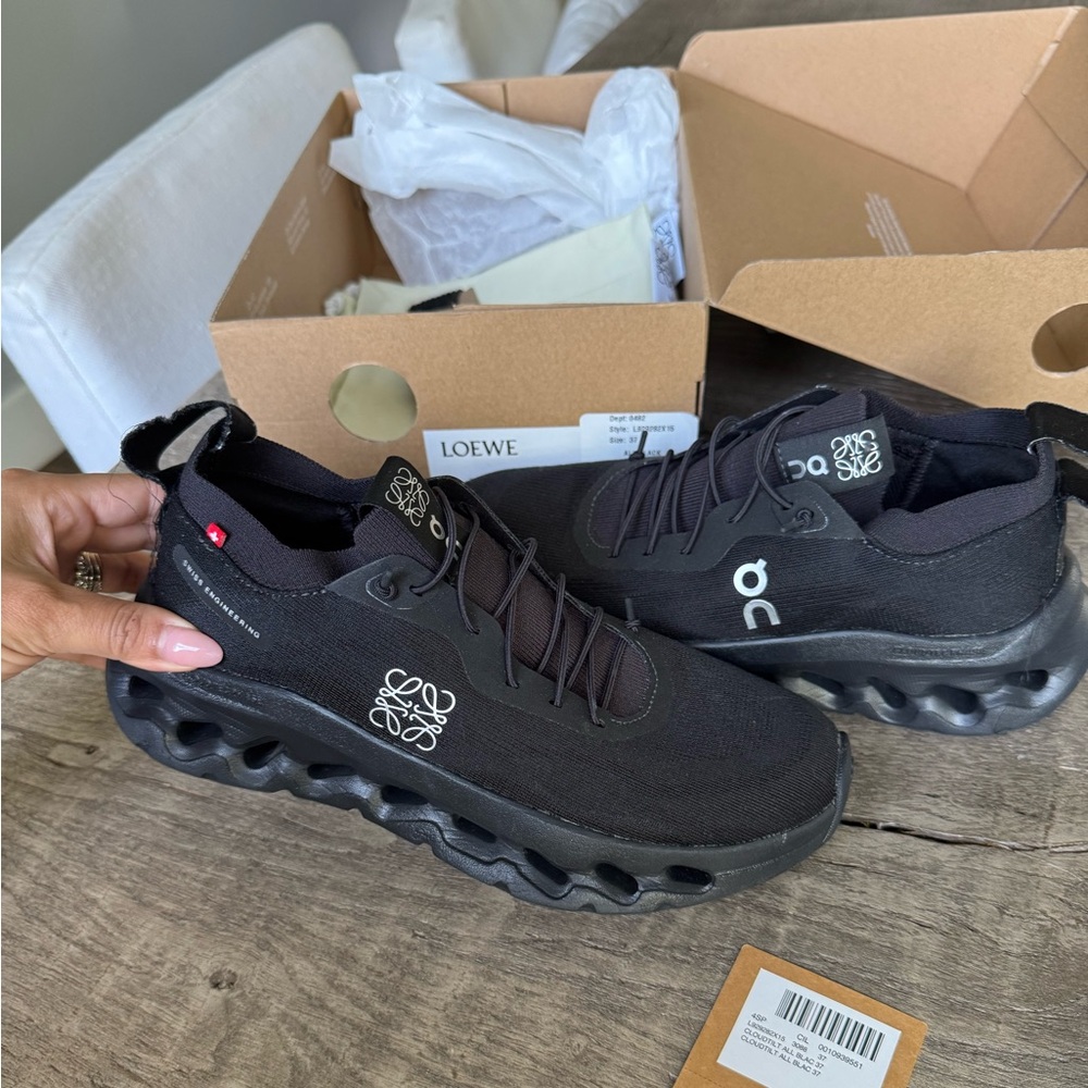 Loewe Black Sneakers with Chunky Sole and Breathable Mesh
